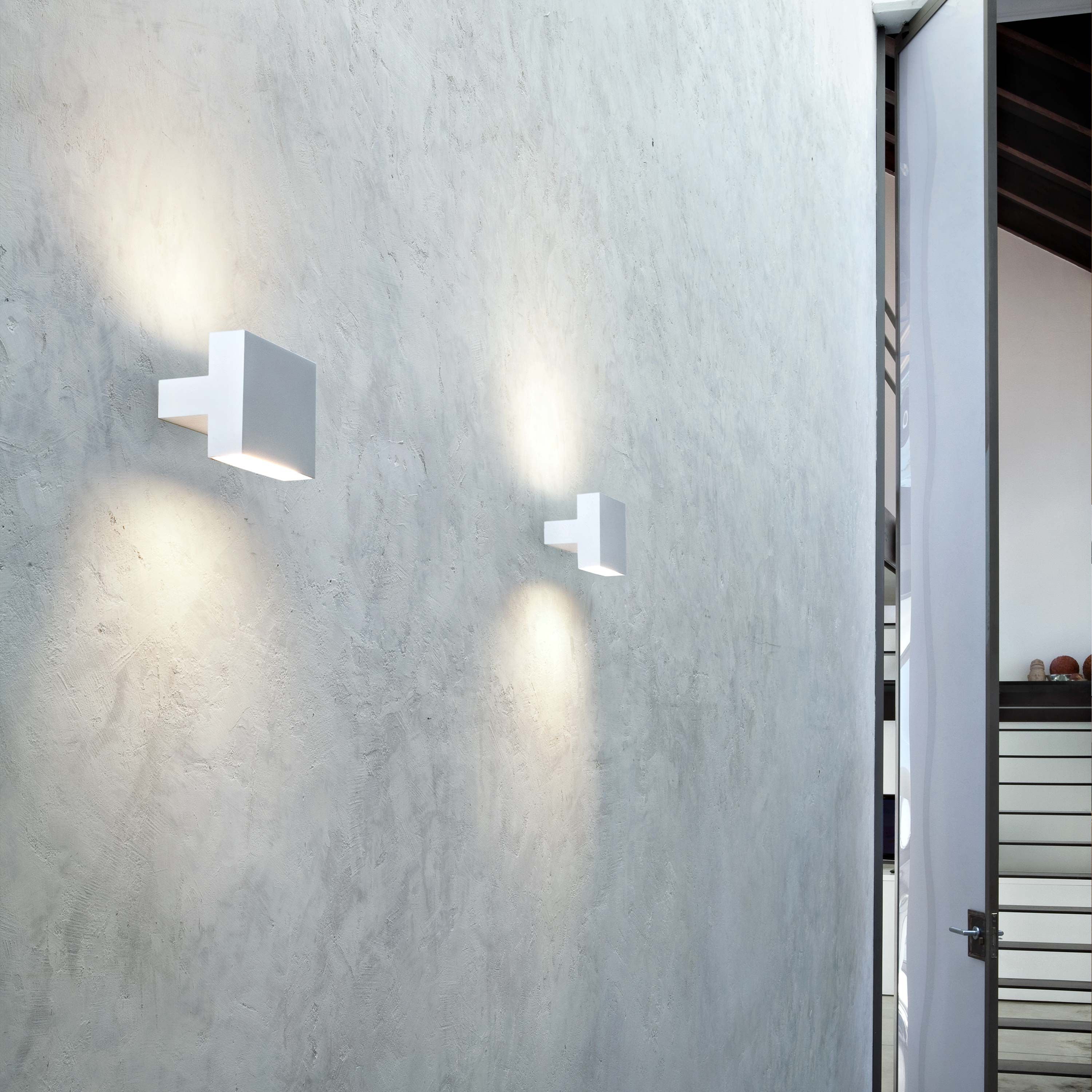 Tight Light Wall Lamp | Flos USA